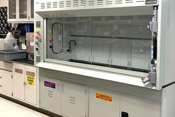 Safety Cabinets + Equipment for Commercial Labs