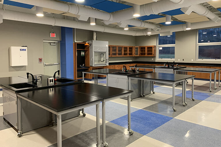 Metal Lab Tables for Educational Labs