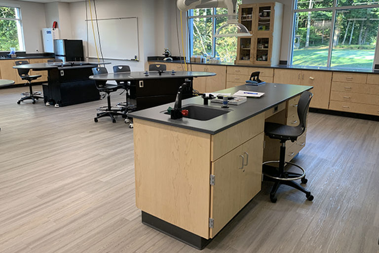 Instructor Desk for Educational Labs