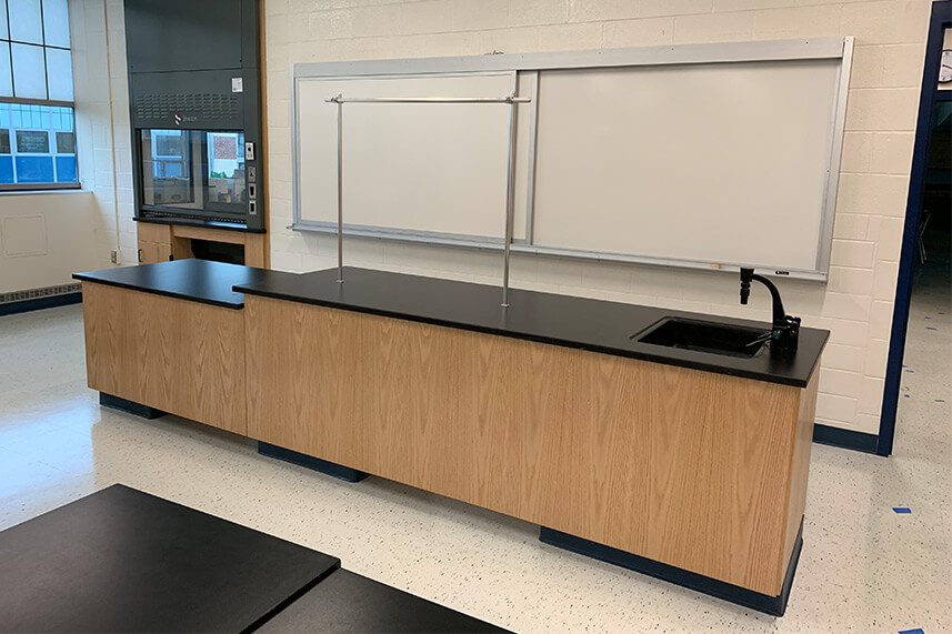 Instructor Desk for an Educational Lab