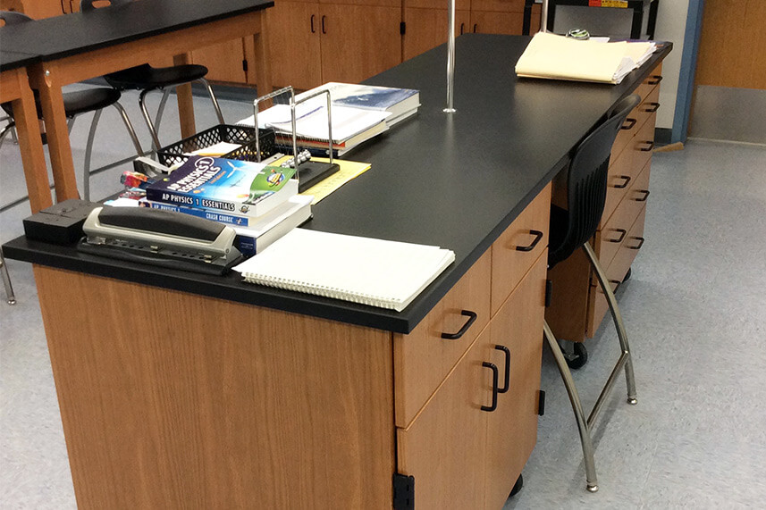 Instructor Desk for an Educational Lab