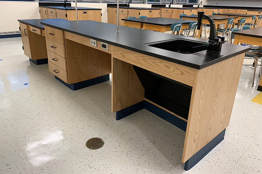 Instructor Desk for an Educational Lab