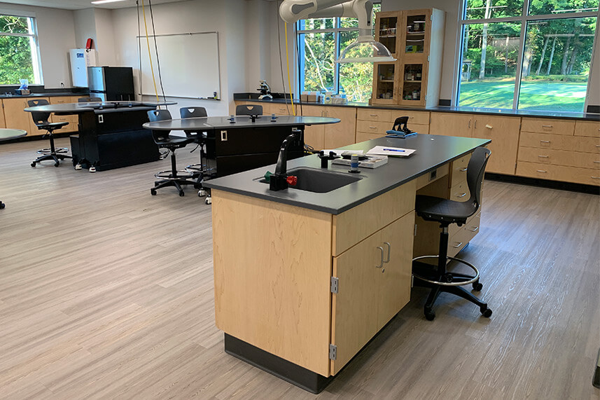 Instructor Desk for an Educational Lab