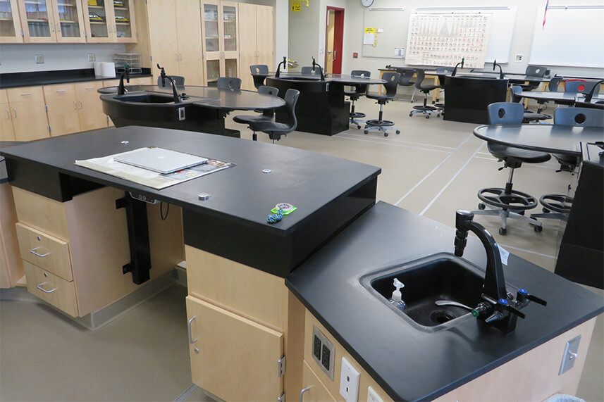 Instructor Desk for an Educational Lab