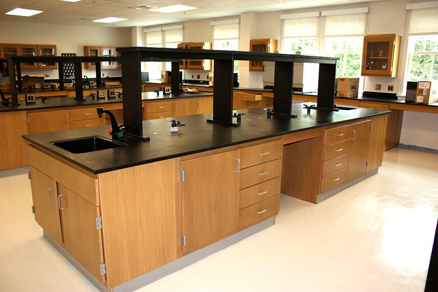 Island + Pier Table for an Educational Lab