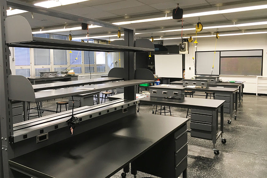 Metal Base Lab Table for an Educational Lab