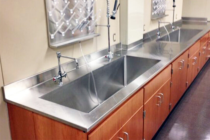 Utility Sink Station for an Educational Lab