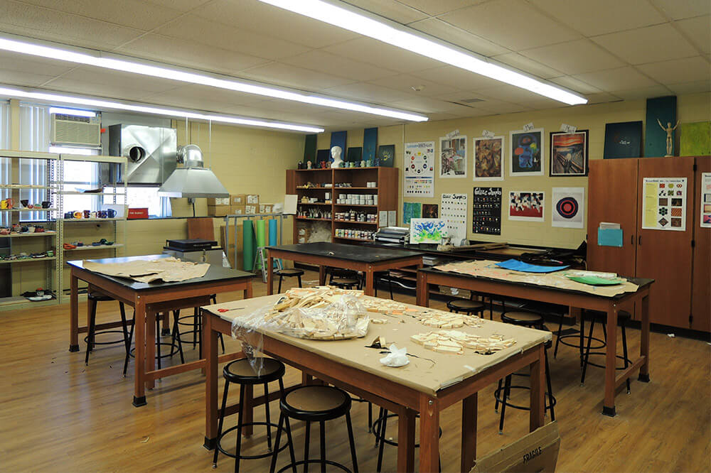 Longo Labs products in an art room